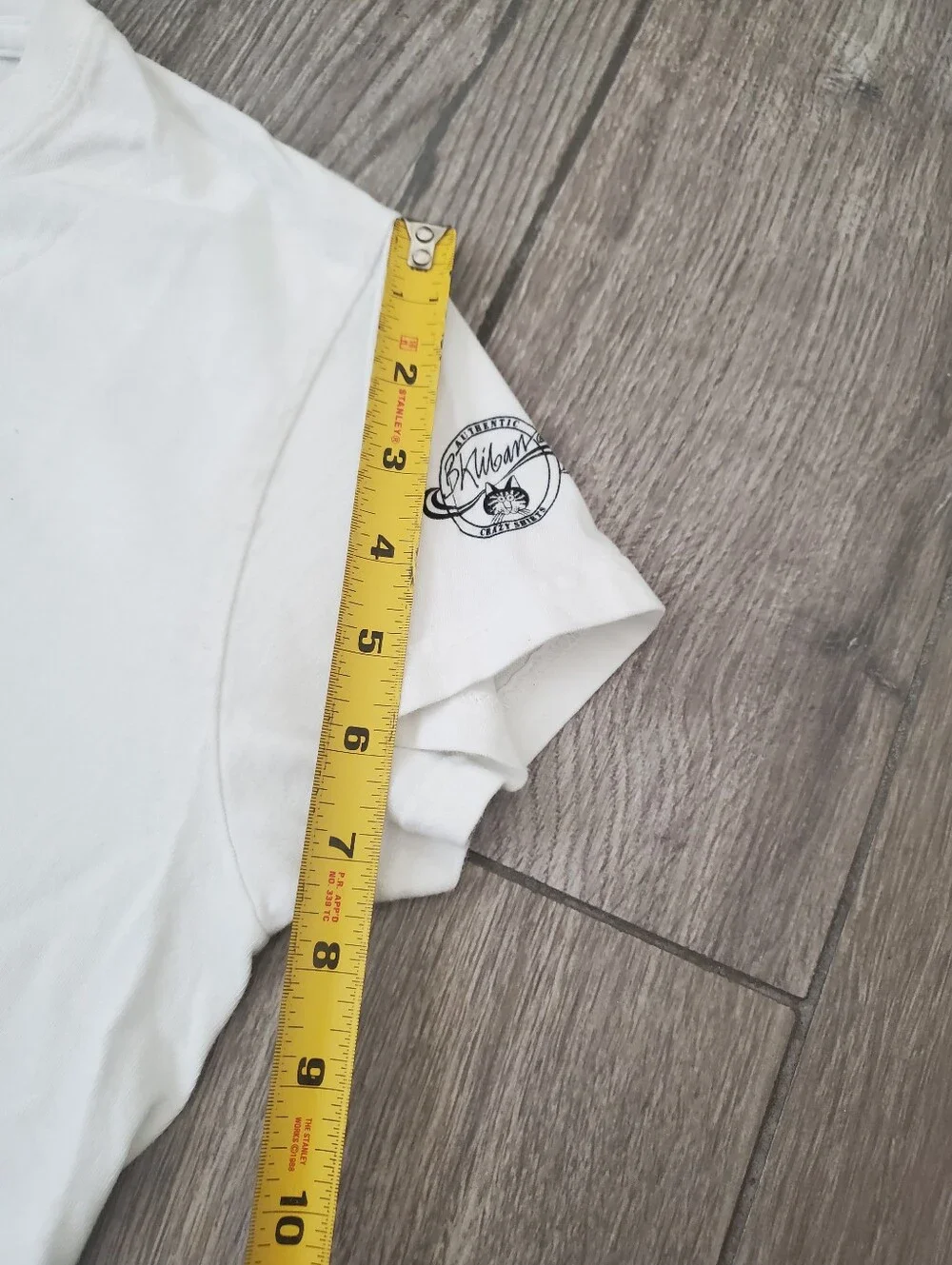 Crazy Shirts 100% cotton white Saipan Hawaiian hula dance cat graphic tee S